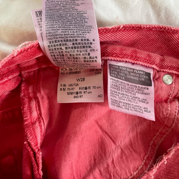 Levi’s Cutoff Shorts - Picture 10 of 10